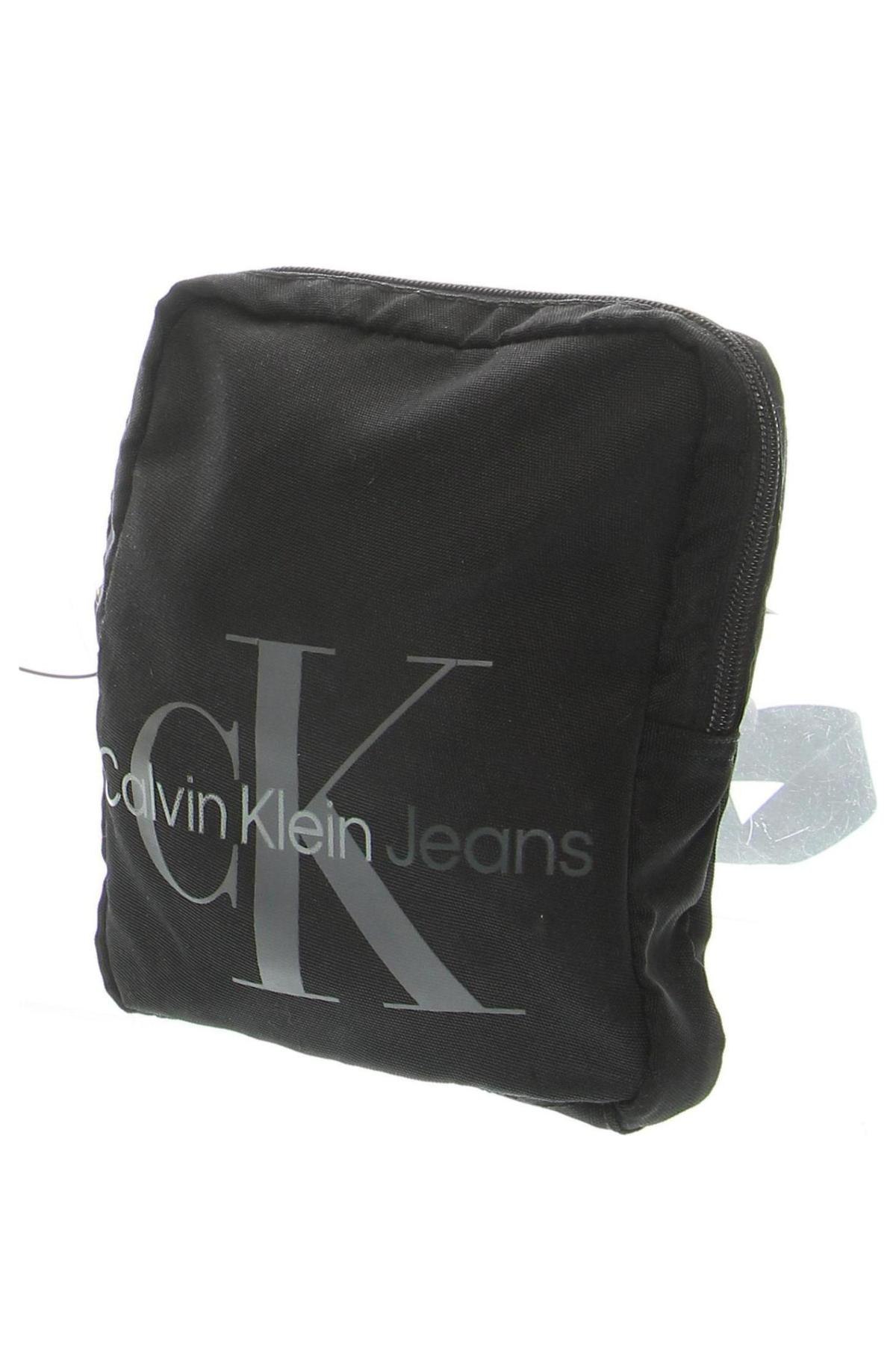 Tasche Calvin Klein Jeans, Farbe Schwarz, Preis 66,49 €