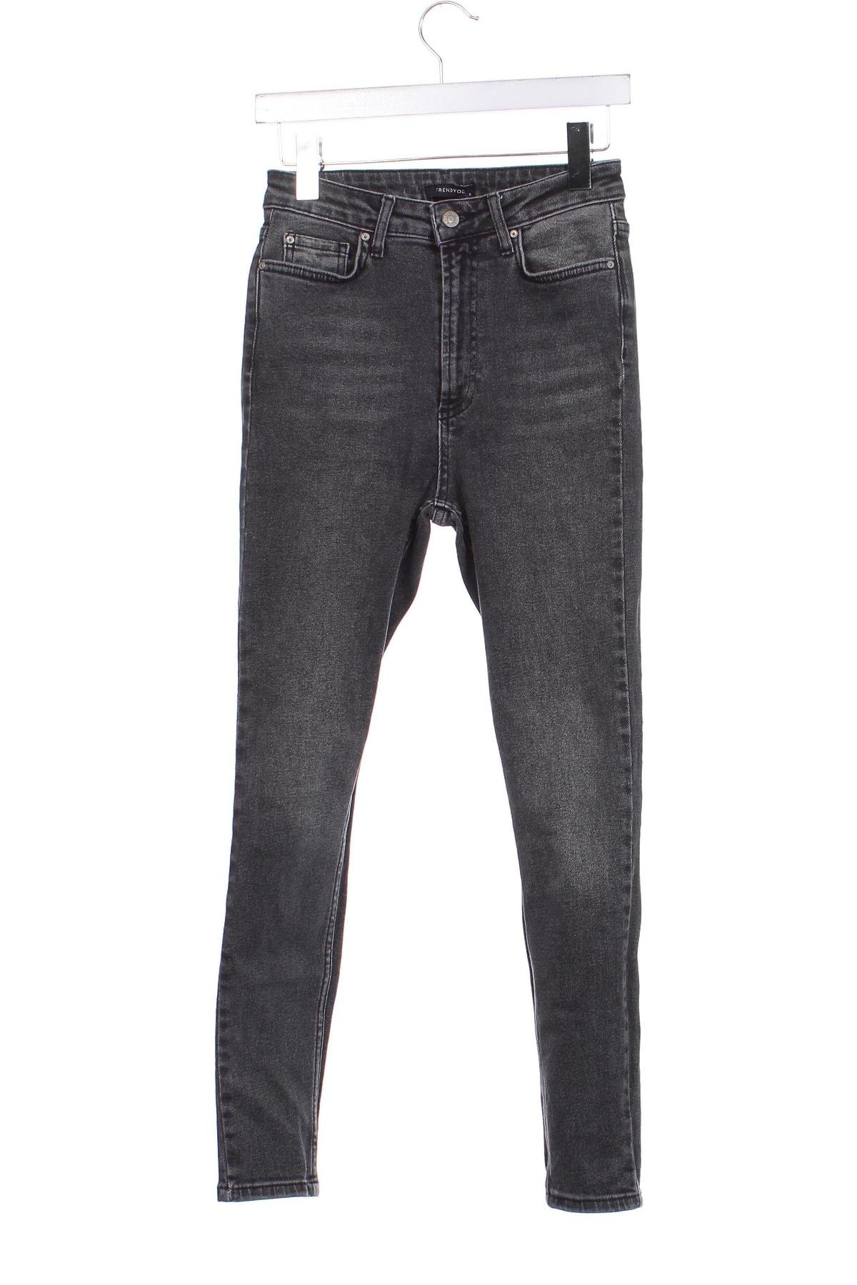 Damen Jeans Trendyol, Größe S, Farbe Grau, Preis 13,99 €