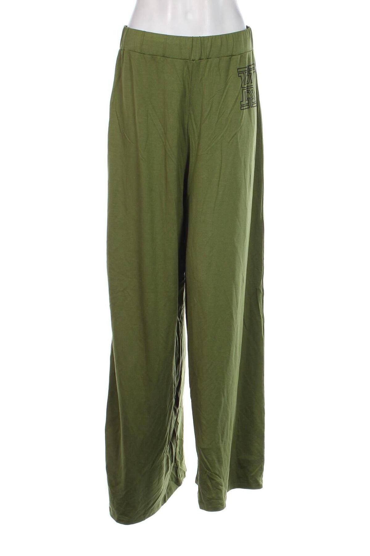 Pantaloni trening de femei Kendall & Kylie, Mărime M, Culoare Verde, Preț 229,99 Lei