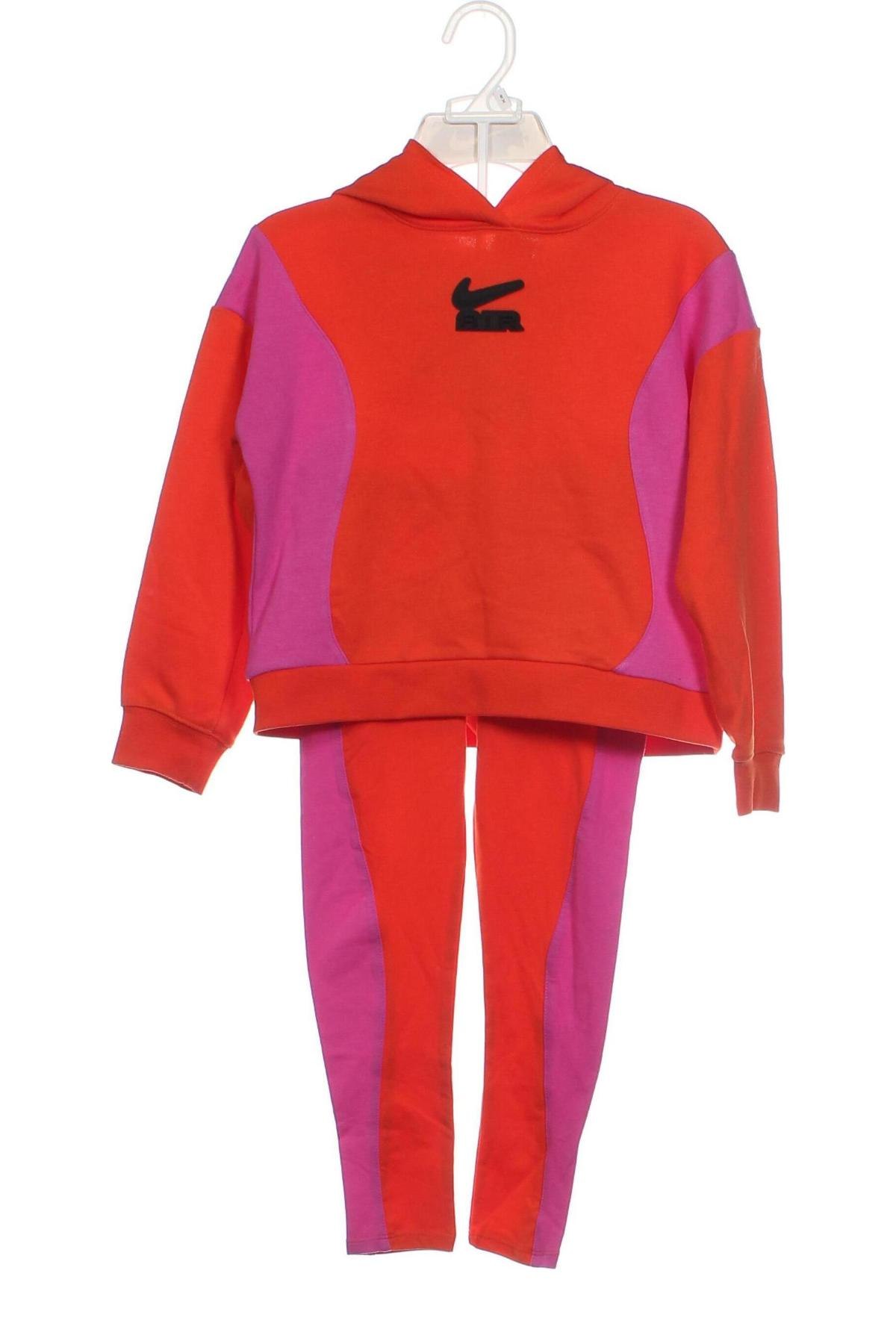 Παιδικό αθλητικό σύνολο Nike, Μέγεθος 5-6y/ 116-122 εκ., Χρώμα Πολύχρωμο, Τιμή 56,19 €