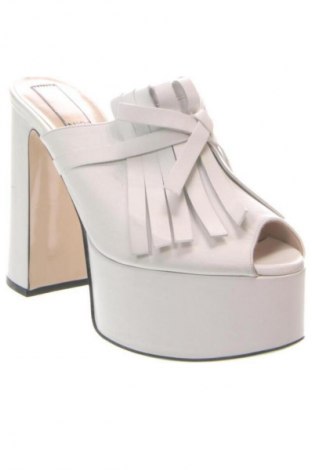 Pantolette N 21, Größe 39, Farbe Weiß, Preis 104,77 €