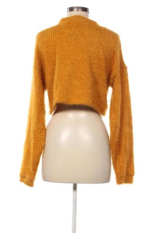 Dámská halenka Bershka, Velikost M, Barva Žlutá, Cena  159,00 Kč