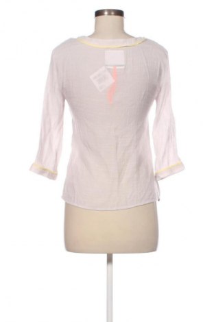 Damen Shirt East, Größe M, Farbe Aschrosa, Preis € 15,99