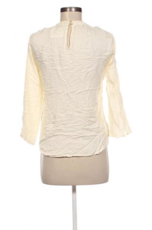 Bluzka damska Esprit, Rozmiar S, Kolor Żółty, Cena 111,99 zł