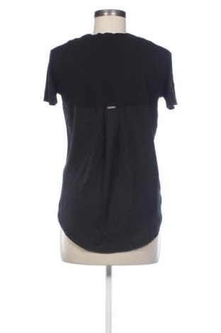 Dámská halenka Guess, Velikost XS, Barva Vícebarevné, Cena  499,00 Kč