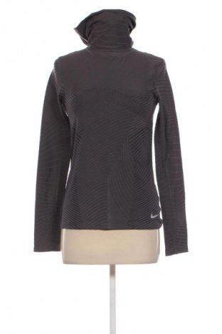 Bluză de femei Nike, Mărime S, Culoare Multicolor, Preț 115,99 Lei