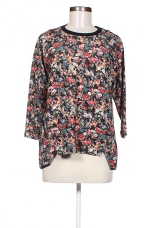 Damen Shirt Pull&Bear, Größe M, Farbe Mehrfarbig, Preis € 6,99