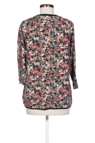 Damen Shirt Pull&Bear, Größe M, Farbe Mehrfarbig, Preis € 6,99