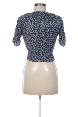 Damen Shirt Pull&Bear, Größe XS, Farbe Mehrfarbig, Preis € 8,99
