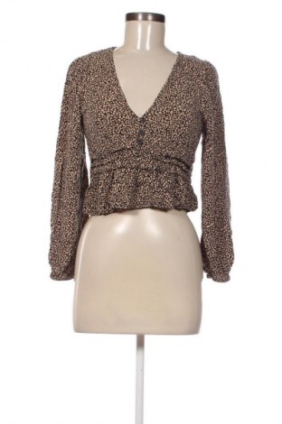 Damen Shirt Pull&Bear, Größe M, Farbe Mehrfarbig, Preis € 13,99