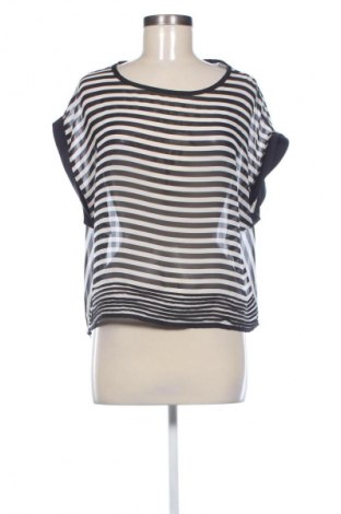 Damen Shirt Rinascimento, Größe L, Farbe Mehrfarbig, Preis 56,37 €