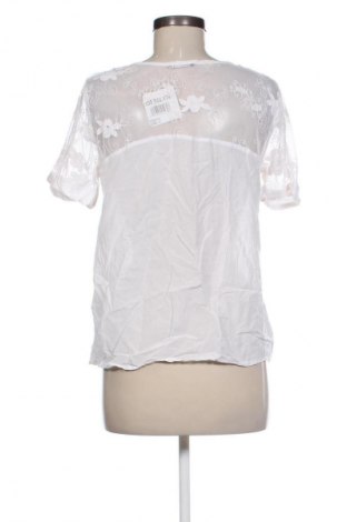 Damen Shirt Sisley, Größe M, Farbe Ecru, Preis € 20,99