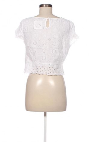 Damen Shirt Stradivarius, Größe L, Farbe Weiß, Preis € 7,99