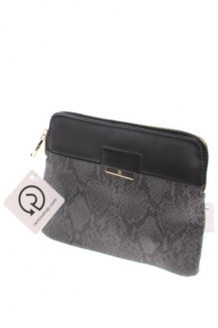 Damentasche Lefties, Farbe Mehrfarbig, Preis € 15,86