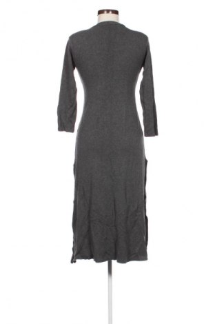 Damen Strickjacke Evita, Größe M, Farbe Grau, Preis € 20,97
