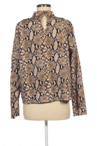 Dámská košile  Pretty Little Thing, Velikost XL, Barva Vícebarevné, Cena  409,00 Kč