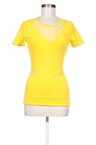 Дамска тениска Adidas By Stella McCartney, Размер S, Цвят Жълт, Цена 40,99 лв.