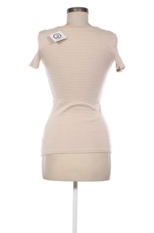 Dámské tričko C&A, Velikost XS, Barva Vícebarevné, Cena  409,00 Kč