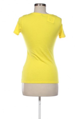 Damen T-Shirt United Colors Of Benetton, Größe S, Farbe Gelb, Preis € 11,13