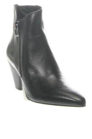 Botine de damă Alesya, Mărime 37, Culoare Negru, Preț 455,99 Lei