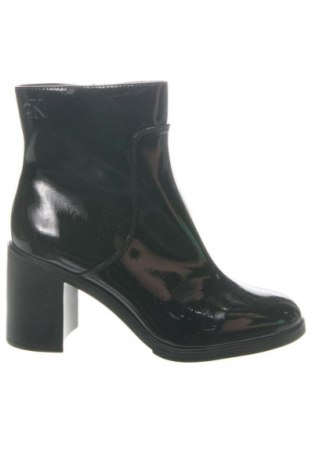 Damen Stiefeletten Calvin Klein Jeans, Größe 39, Farbe Schwarz, Preis € 142,99