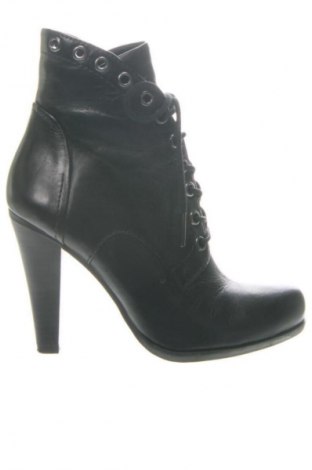 Damen Stiefeletten Tamaris, Größe 35, Farbe Schwarz, Preis € 45,83