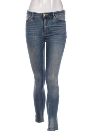 Damskie jeansy Armani Exchange, Rozmiar S, Kolor Niebieski, Cena 128,99 zł