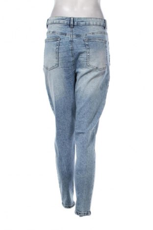 Damen Jeans Beloved, Größe L, Farbe Blau, Preis € 9,99