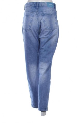 Damskie jeansy Bershka, Rozmiar M, Kolor Niebieski, Cena 36,99 zł