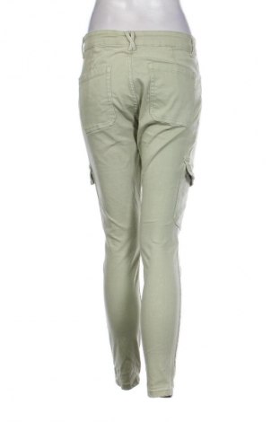 Damen Jeans Bershka, Größe M, Farbe Grün, Preis € 15,00