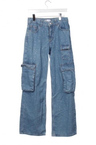 Γυναικείο Τζίν Bershka, Μέγεθος XS, Χρώμα Μπλέ, Τιμή 9,99 €