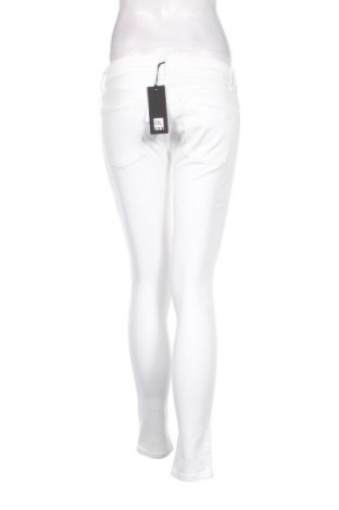 Damen Jeans DL1961, Größe S, Farbe Weiß, Preis € 70,99