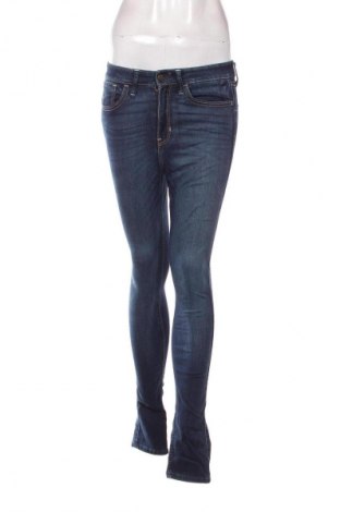 Blugi de femei Hollister, Mărime M, Culoare Albastru, Preț 139,99 Lei