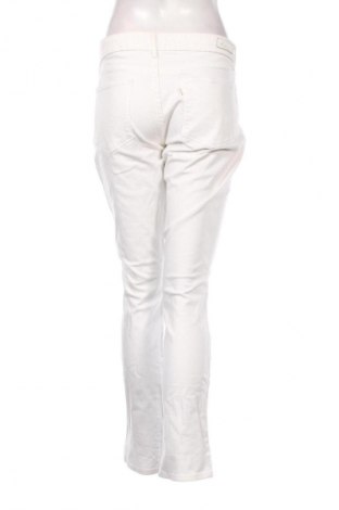 Damskie jeansy Levi's, Rozmiar XL, Kolor Biały, Cena 245,99 zł