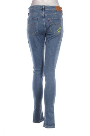 Γυναικείο Τζίν Levi's, Μέγεθος M, Χρώμα Μπλέ, Τιμή 25,99 €