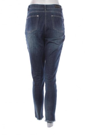 Damen Jeans Madeleine, Größe M, Farbe Blau, Preis € 22,99