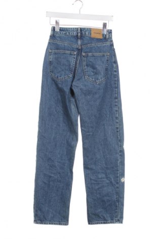 Blugi de femei Pull&Bear, Mărime XXS, Culoare Albastru, Preț 100,99 Lei