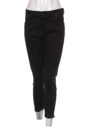 Damen Jeans Reserved, Größe M, Farbe Schwarz, Preis 10,99 €
