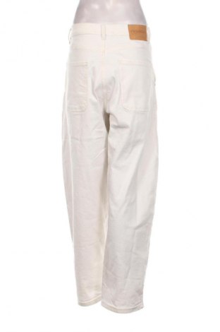 Damskie jeansy Review, Rozmiar XXL, Kolor Biały, Cena 134,99 zł