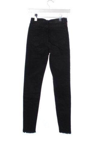 Dámske džínsy  Superdry, Veľkosť XS, Farba Čierna, Cena  16,95 €
