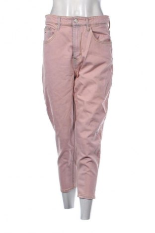 Damen Jeans Tommy Jeans, Größe M, Farbe Aschrosa, Preis 103,99 €