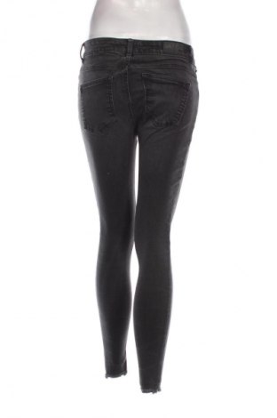 Damskie jeansy Vero Moda, Rozmiar M, Kolor Czarny, Cena 52,99 zł