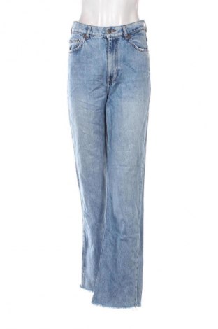 Damskie jeansy Zara, Rozmiar S, Kolor Niebieski, Cena 62,07 zł
