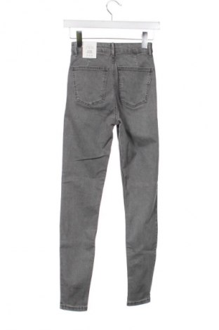 Női farmernadrág Zara, Méret XXS, Szín Szürke, Ár 7 909 Ft