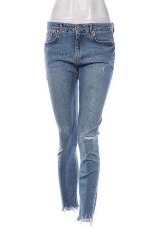 Blugi de femei Zara, Mărime L, Culoare Albastru, Preț 91,99 Lei