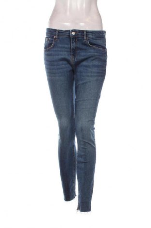 Dámske džínsy  Zara, Veľkosť M, Farba Modrá, Cena  15,95 €