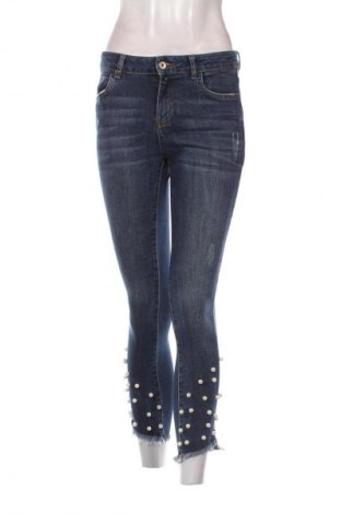 Blugi de femei Zara, Mărime S, Culoare Albastru, Preț 91,99 Lei