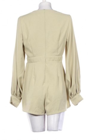 Kurzer Damenoverall Boohoo, Größe M, Farbe Grün, Preis € 15,99