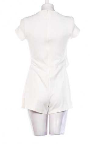 Kurzer Damenoverall Boohoo, Größe M, Farbe Weiß, Preis € 19,95