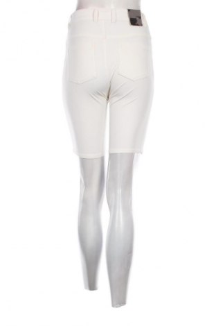 Damen Shorts Free, Größe S, Farbe Weiß, Preis € 16,00